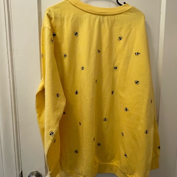 Quacker Factory Bee Sweatshirt - Picture 10 of 10